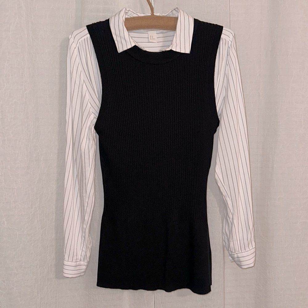 Preview L Black Knit Ribbed Sleeveless Crewneck Sweater Vest with Peplum Hem